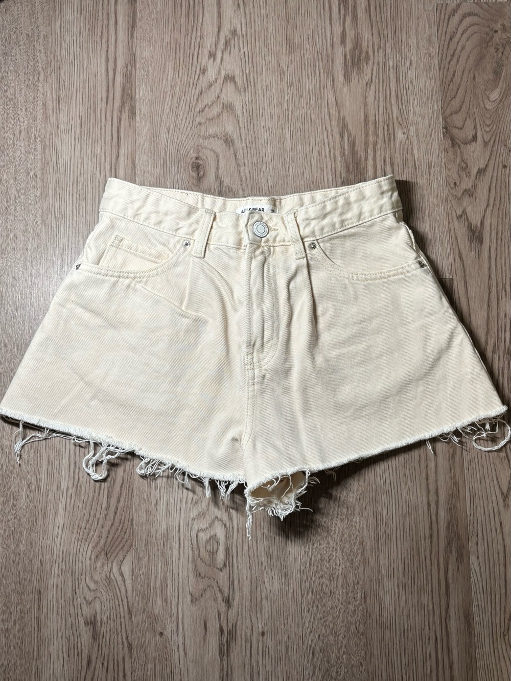Pull&Bear Cream High-Rise Denim Cutoff Shorts